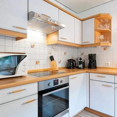 Holiday home Rosenstrasse 1a Bootshaus *