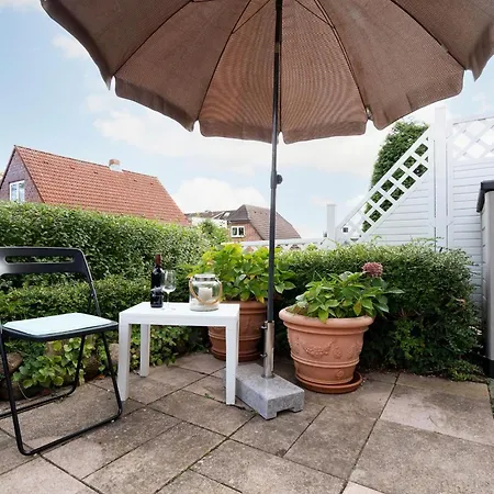 Rosenstrasse 1a Bootshaus *