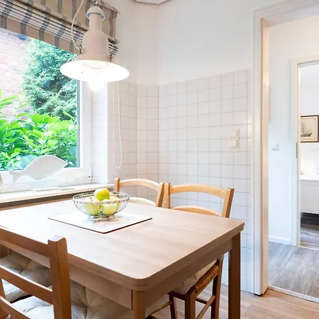 Holiday home Rosenstrasse 1a Bootshaus