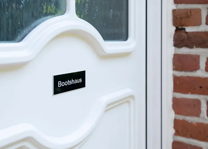 Rosenstrasse 1a Bootshaus