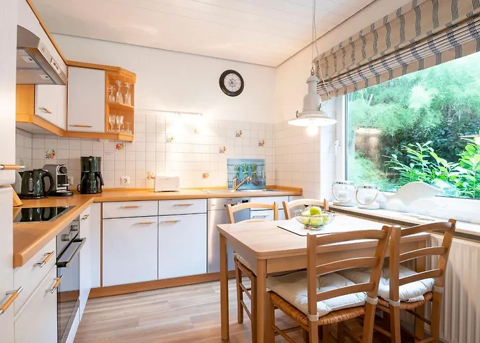 Rosenstrasse 1a Bootshaus * Grömitz